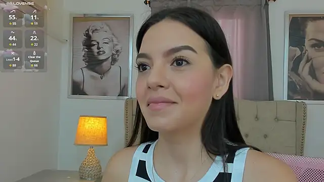 Snapshot of Beautyari_ chatting on 03.21.26 Beautyari online show from 03.21.26