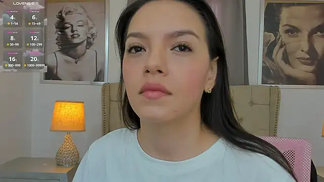 Snapshot of Beautyari_ chatting on 03.25.26 Beautyari online show from 03.25.26