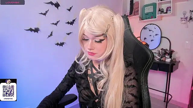 Snapshot of damnliciousss chatting on 01.11.26 damnliciousss online show from 01.11.26