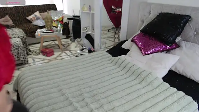 Myrnasexxx online show from 04.25.26