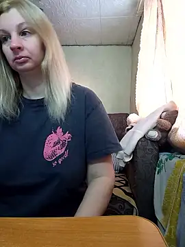 BustyBlond online show from 01.13.26