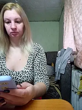 BustyBlond online show from 02.18.26