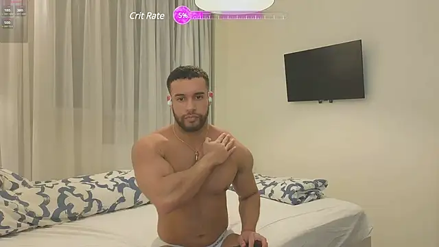 Snapshot of izaak_lover chatting on 03.11.25 izaak lover online show from 03.11.25