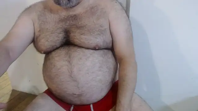 Snapshot of mikeyhotbear chatting on 07.25.26 mikeyhotbear online show from 07.25.26