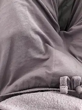 Snapshot of Elixire1 chatting on 11.04.25 Elixire1 online show from 11.04.25