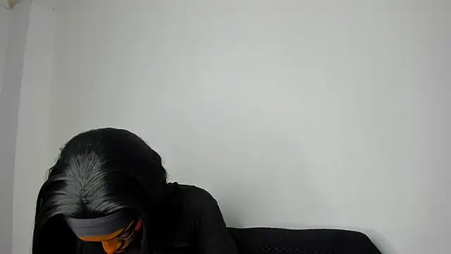 Snapshot of Emattaylor chatting on 04.21.26 Emattaylor online show from 04.21.26