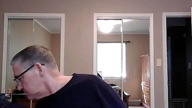 Snapshot of takeitall101 chatting on 02.04.26 takeitall101 online show from 02.04.26