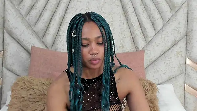 Snapshot of AgataRinaldi chatting on 12.28.24 AgataRinaldi online show from 12.28.24