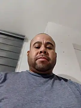 Snapshot of Tudulce07jop chatting on 12.16.25 Tudulce07jop online show from 12.16.25