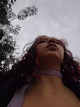 Snapshot of _Laary chatting on 03.27.26 Laary online show from 03.27.26