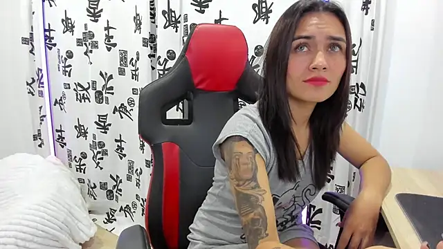 Snapshot of Dalia_D chatting on 03.07.25 Dalia D online show from 03.07.25