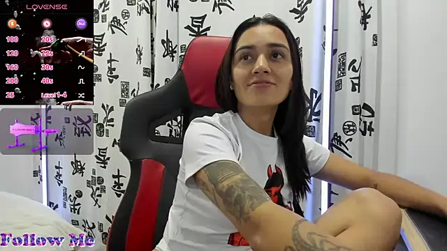 Snapshot of Dalia_D chatting on 03.08.25 Dalia D online show from 03.08.25