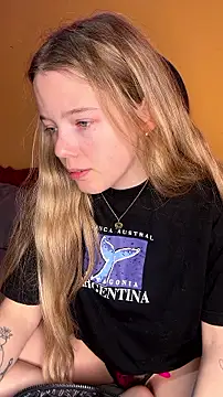 Snapshot of -veranito- chatting on 07.30.26 -veranito- online show from 07.30.26