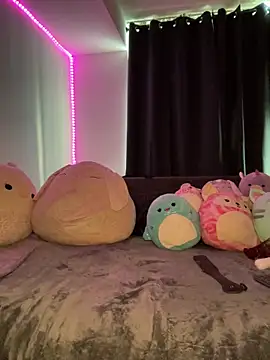 katyaaxo online show from 04.30.26