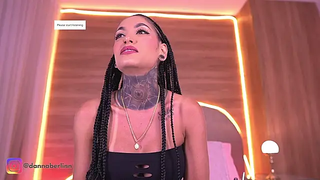 danna berlin  online show from 04.25.26