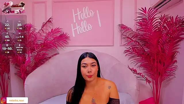 Snapshot of Natasharuso chatting on 02.04.25 Natasharuso online show from 02.04.25
