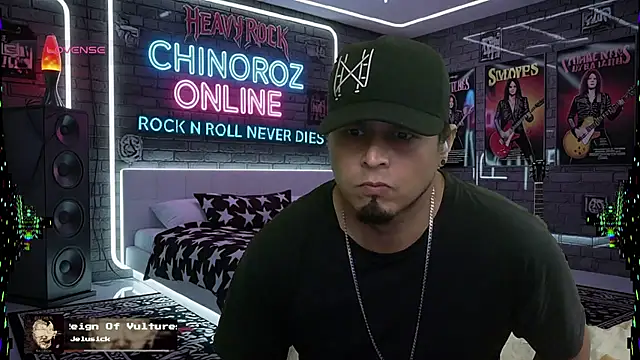 Snapshot of chino_roz chatting on 11.25.25 chino roz online show from 11.25.25