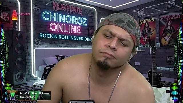 Snapshot of chino_roz chatting on 11.30.25 chino roz online show from 11.30.25