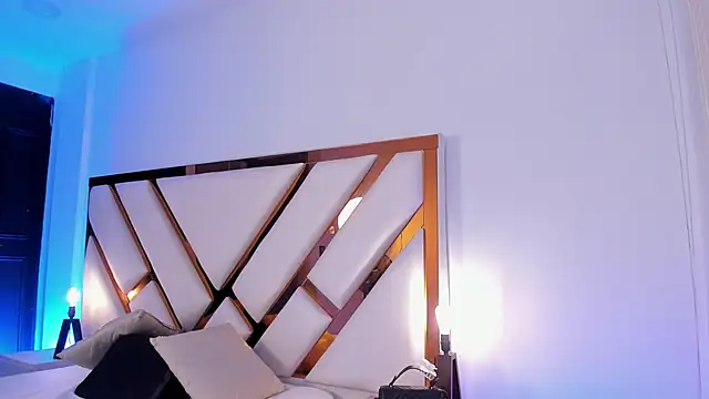 Aron cruz online show from 04.28.26