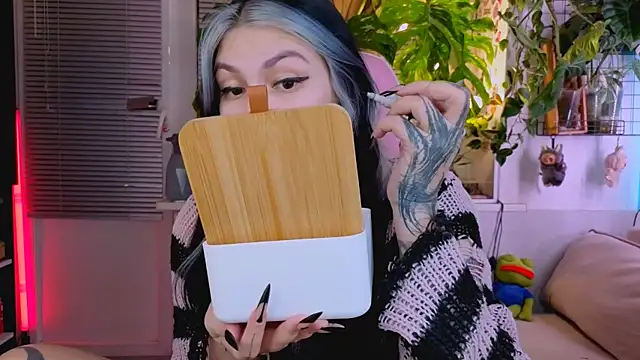 jelya sg online show from 11.15.25