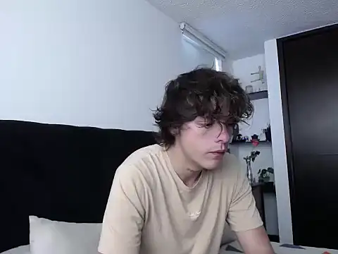 Snapshot of Santiago_kiler chatting on 12.11.24 Santiago kiler online show from 12.11.24