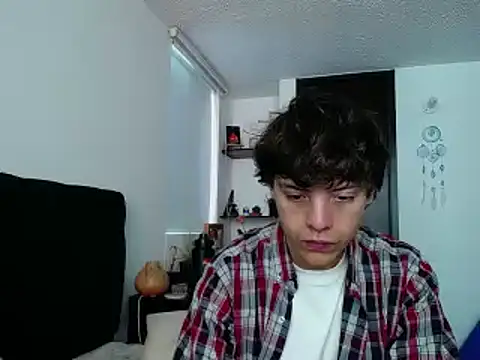 Snapshot of Santiago_kiler chatting on 12.20.24 Santiago kiler online show from 12.20.24