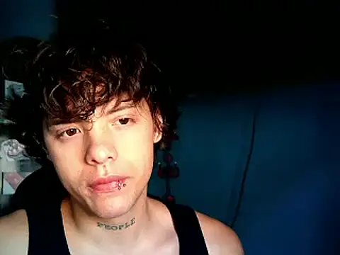 Snapshot of Santiago_kiler chatting on 02.02.25 Santiago kiler online show from 02.02.25