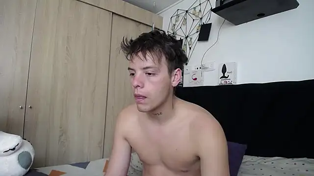 Snapshot of Santiago_kiler chatting on 09.13.25 Santiago kiler online show from 09.13.25