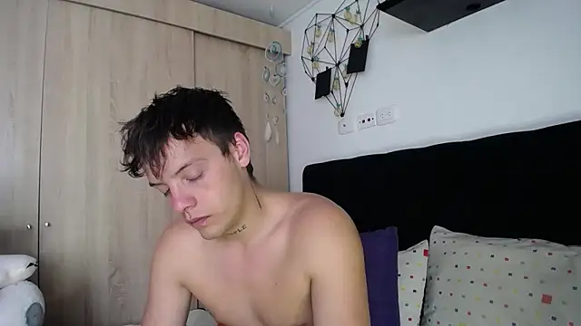 Snapshot of Santiago_kiler chatting on 09.29.25 Santiago kiler online show from 09.29.25