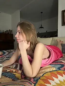 Snapshot of LeyaJohnson chatting on 11.24.25 LeyaJohnson online show from 11.24.25