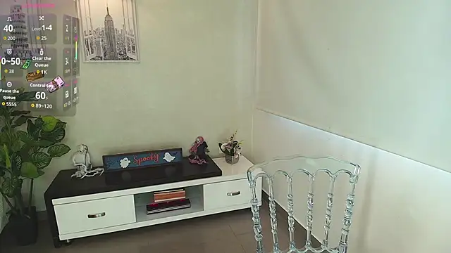 Snapshot of Sassy--Girl chatting on 10.30.25 Sassy--Girl online show from 10.30.25