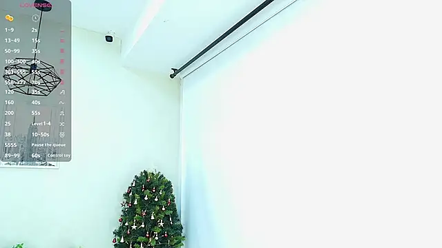 Snapshot of Sassy--Girl chatting on 11.24.25 Sassy--Girl online show from 11.24.25