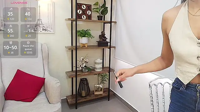 Snapshot of Sassy--Girl chatting on 01.12.26 Sassy--Girl online show from 01.12.26