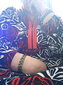 Snapshot of Kavya_XX chatting on 02.13.25 Kavya XX online show from 02.13.25