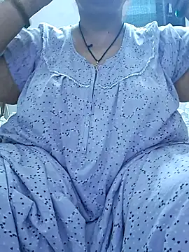 Snapshot of Kavya_XX chatting on 09.20.25 Kavya XX online show from 09.20.25