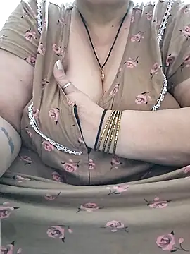 Snapshot of Kavya_XX chatting on 09.21.25 Kavya XX online show from 09.21.25