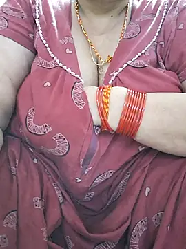 Snapshot of Kavya_XX chatting on 09.29.25 Kavya XX online show from 09.29.25