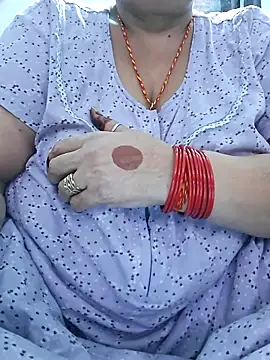 Snapshot of Kavya_XX chatting on 10.02.25 Kavya XX online show from 10.02.25