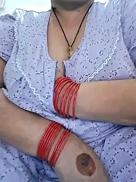 Snapshot of Kavya_XX chatting on 10.11.25 Kavya XX online show from 10.11.25