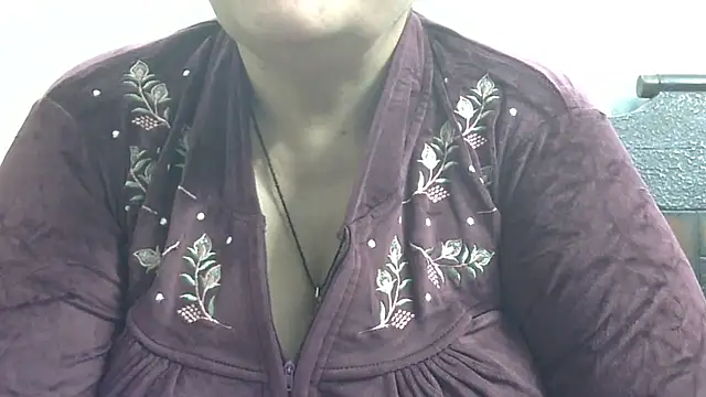 Snapshot of Kavya_XX chatting on 10.30.25 Kavya XX online show from 10.30.25