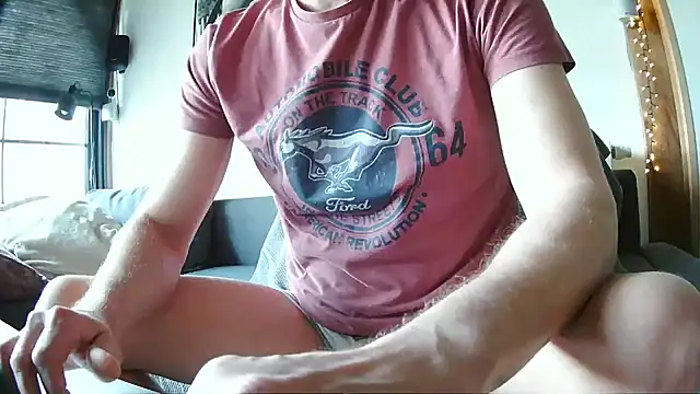 Snapshot of InnocentPremier chatting on 01.19.26 InnocentPremier online show from 01.19.26