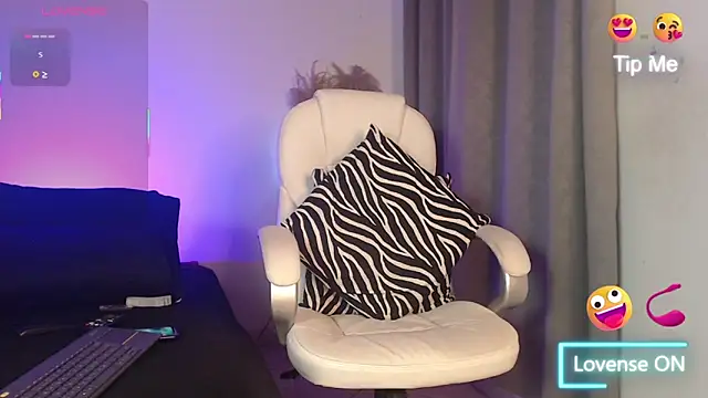 Snapshot of Naia_Ross_1 chatting on 03.13.26 Naia Ross 1 online show from 03.13.26