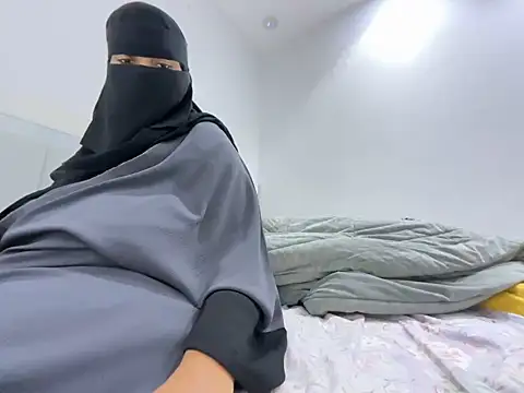 Submissive Arab online show from 12.30.24