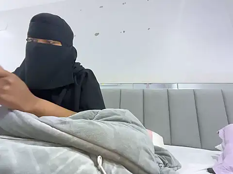 Submissive Arab online show from 02.12.25