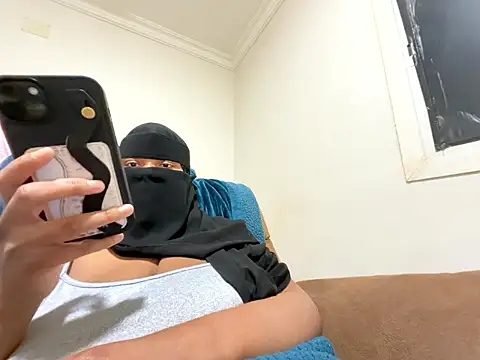 Snapshot of Submissive_Arab chatting on 01.16.26 Submissive Arab online show from 01.16.26