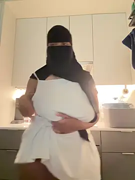 Snapshot of Submissive_Arab chatting on 05.07.26 Submissive Arab online show from 05.07.26