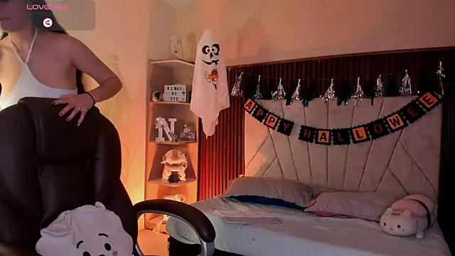  Niah  online show from 11.03.25