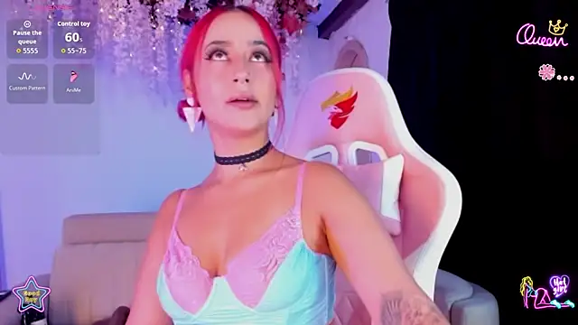Mia-Bloom online show from 07.10.26