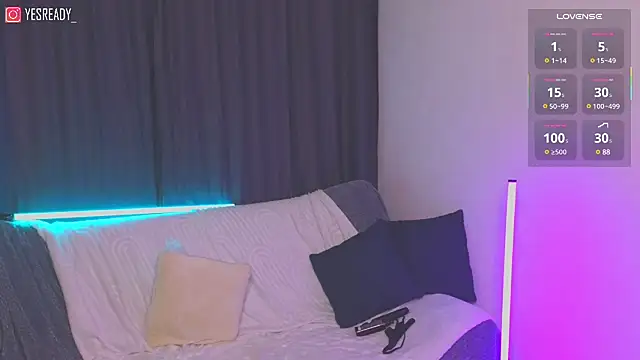 Snapshot of Eva_Doo chatting on 02.28.25 Eva Doo online show from 02.28.25