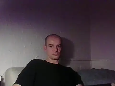 Snapshot of BadRec40 chatting on 02.20.26 BadRec40 online show from 02.20.26